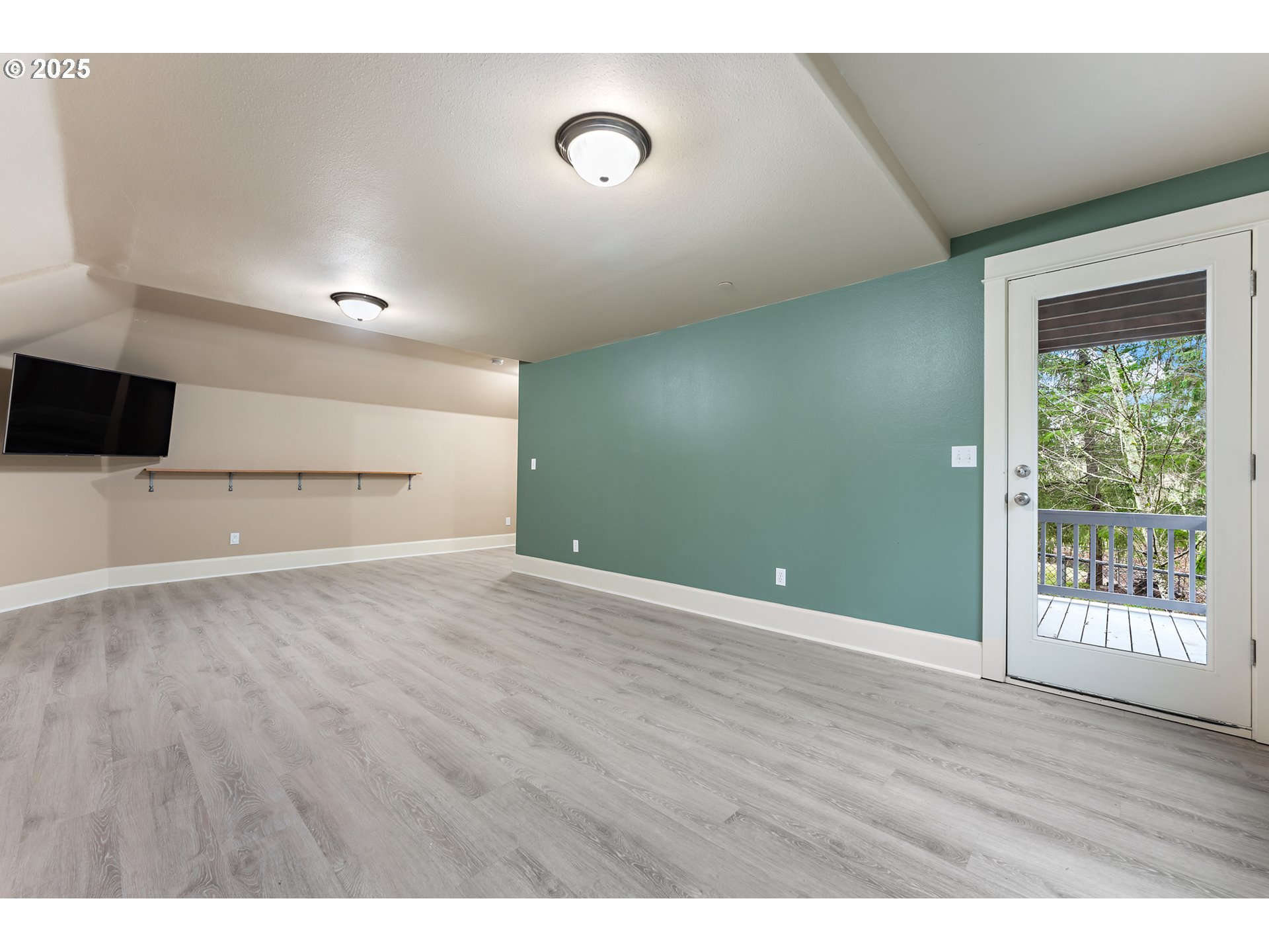 11347 Northwest Kimble Court Portland, OR 97229 - Photo 33 of 42