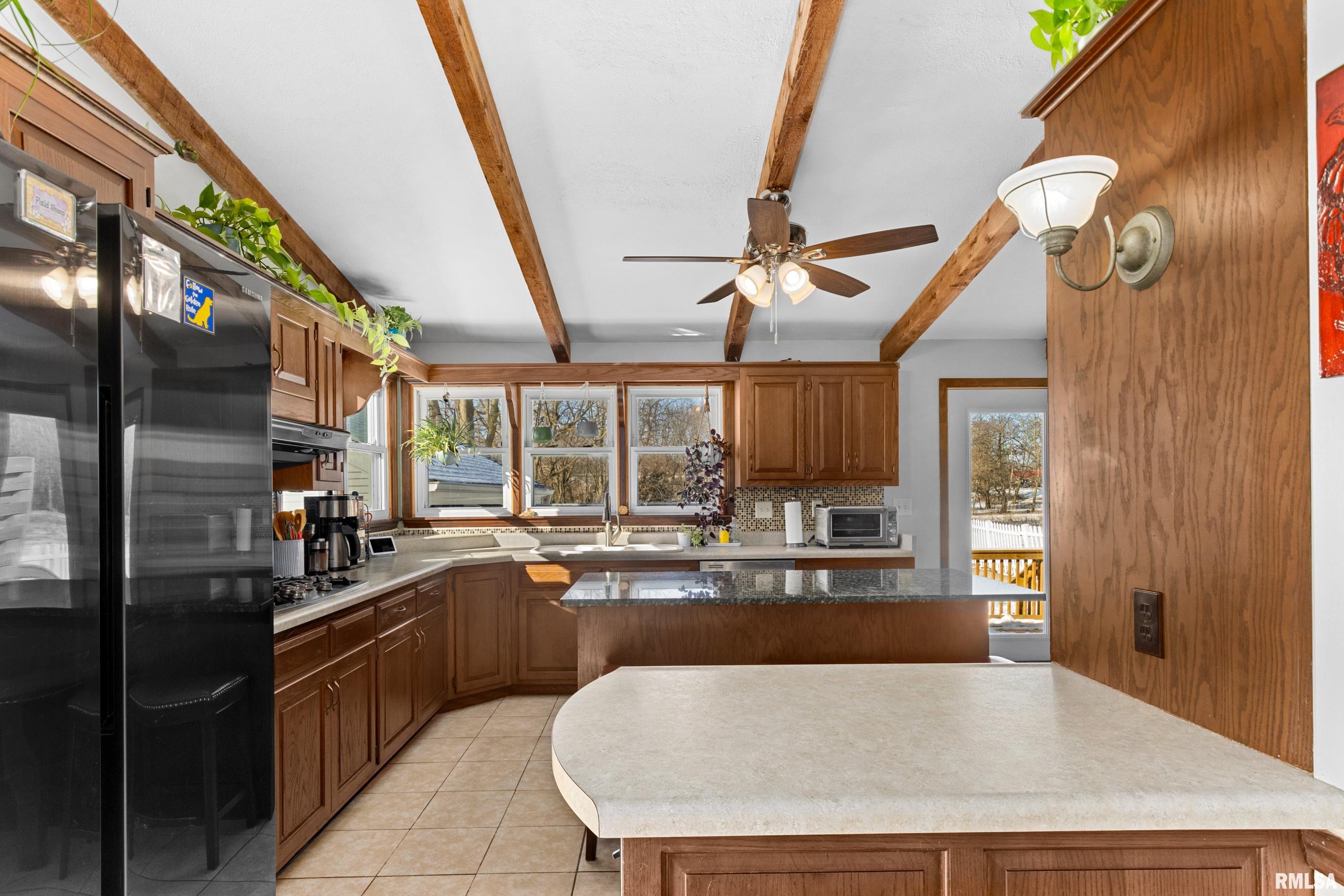 203 Court Drive Washington, IL 61571 - Photo 20 of 52