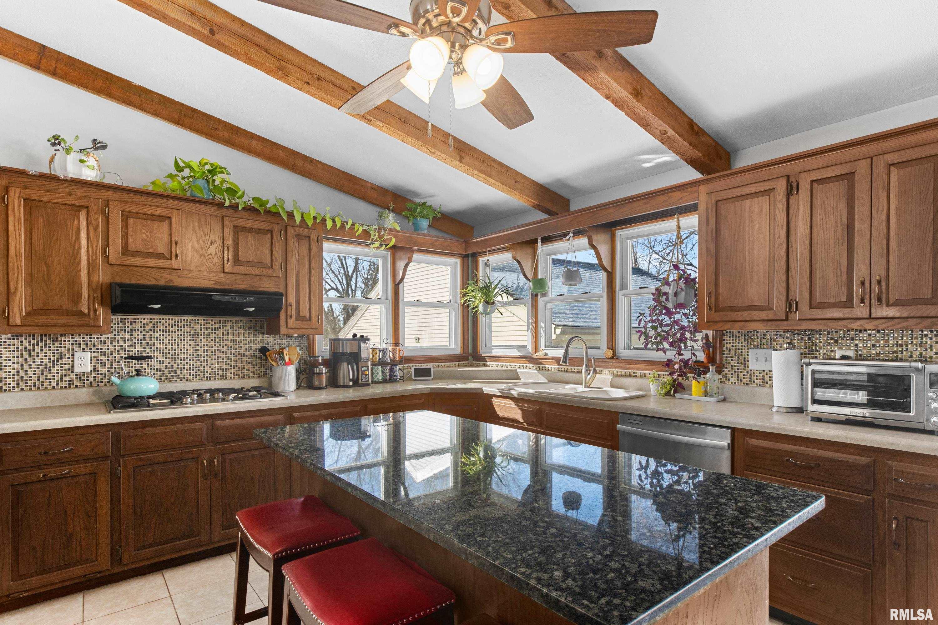 203 Court Drive Washington, IL 61571 - Photo 22 of 52