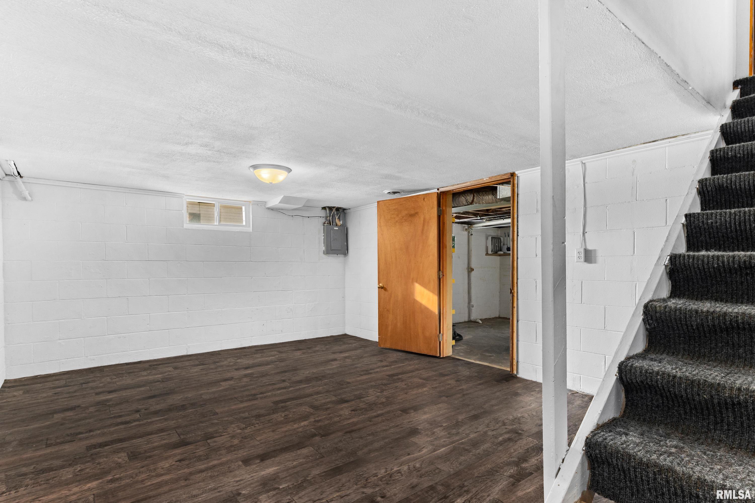 203 Court Drive Washington, IL 61571 - Photo 44 of 52