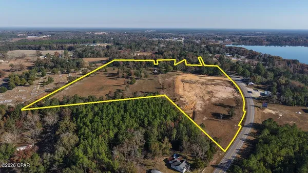 $899,900 | Sr-85 Sr-85 Lake, Laurel Hill, FL 32567