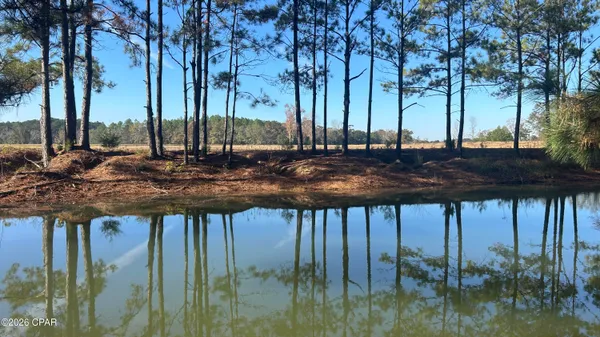 $899,900 | Sr-85 Sr-85 Lake, Laurel Hill, FL 32567