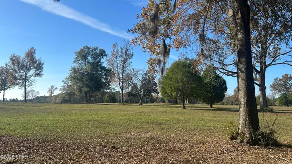 $899,900 | Sr-85 Sr-85 Lake, Laurel Hill, FL 32567