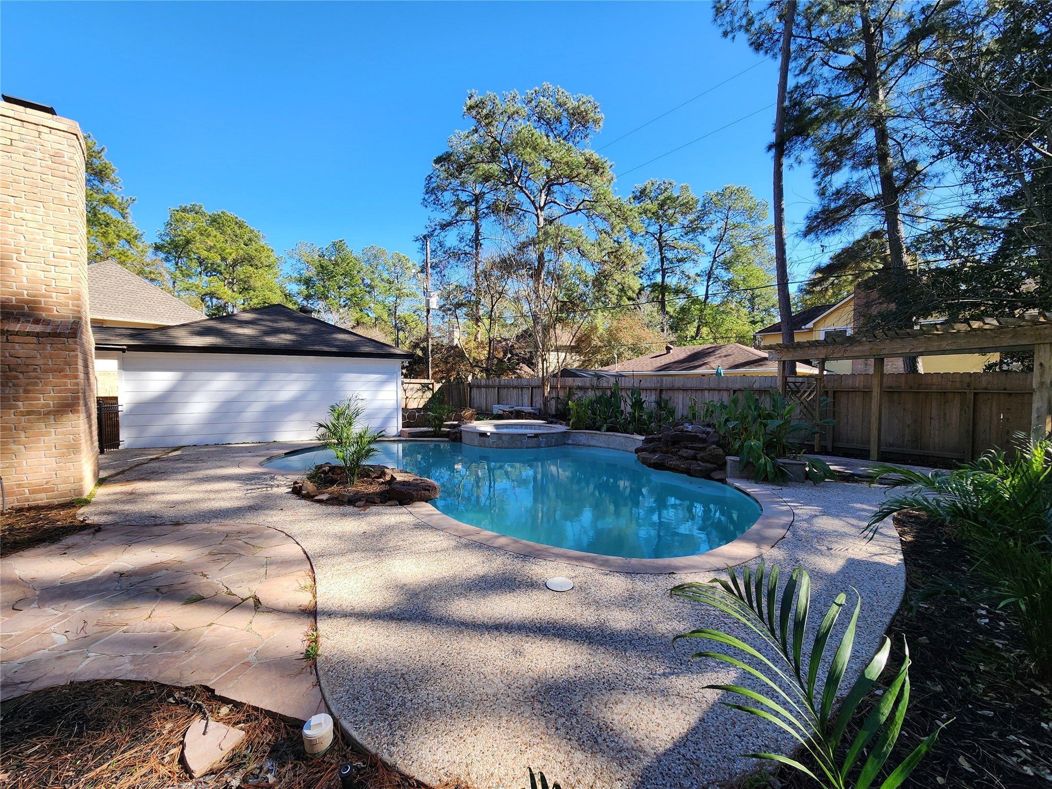 5411 Cobble Lane Spring, TX 77379 - Photo 8 of 31 a view of a backyard