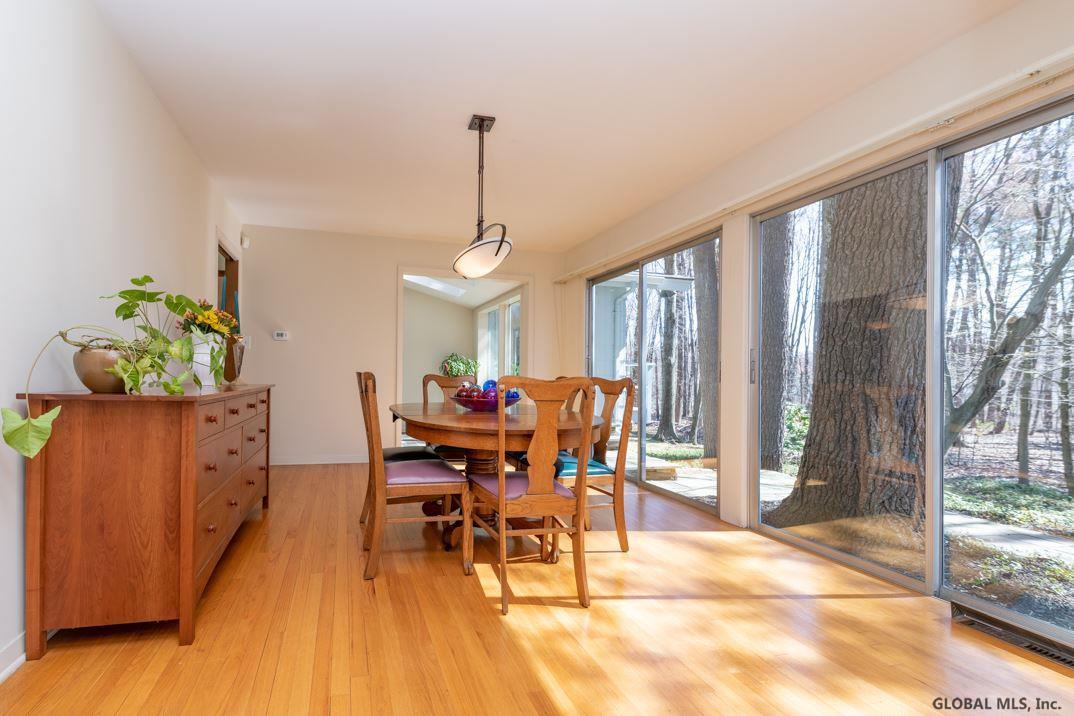 32 Devon Road Bethlehem, NY 12054 - Photo 4 of 20 Photo 4
