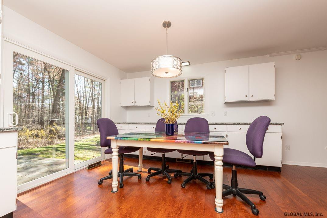 32 Devon Road Bethlehem, NY 12054 - Photo 6 of 20 Photo 6