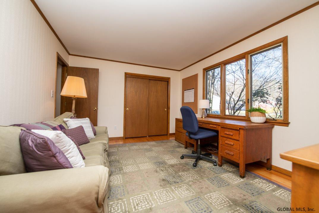 32 Devon Road Bethlehem, NY 12054 - Photo 8 of 20 Photo 8
