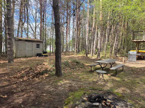 $239,000 | 7709 Lakeview Drive, Canadian Lakes, MI 49346
