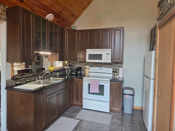 $239,000 | 7709 Lakeview Drive, Canadian Lakes, MI 49346