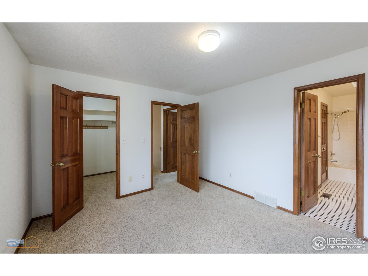 3076 Fulton Circle Boulder, CO 80301 - Photo 13 of 29 a big room with closet and windows