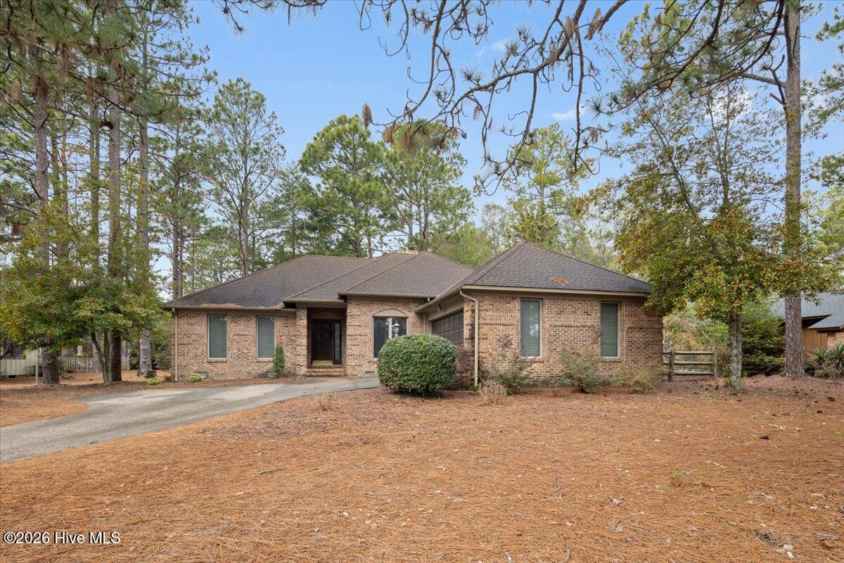 89 Lost Tree Road Pinehurst, NC 28374 - Photo 2 of 40 02-1