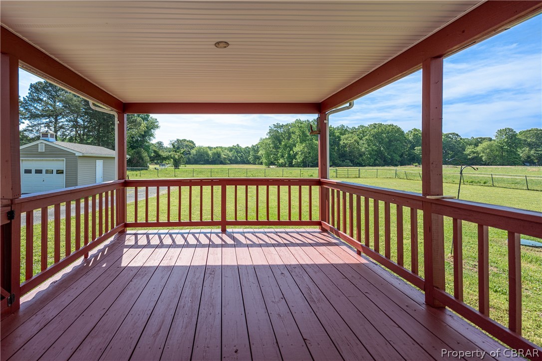 375 Beach Road White Stone, VA 22578 - Photo 10 of 19 Gallery Image 10