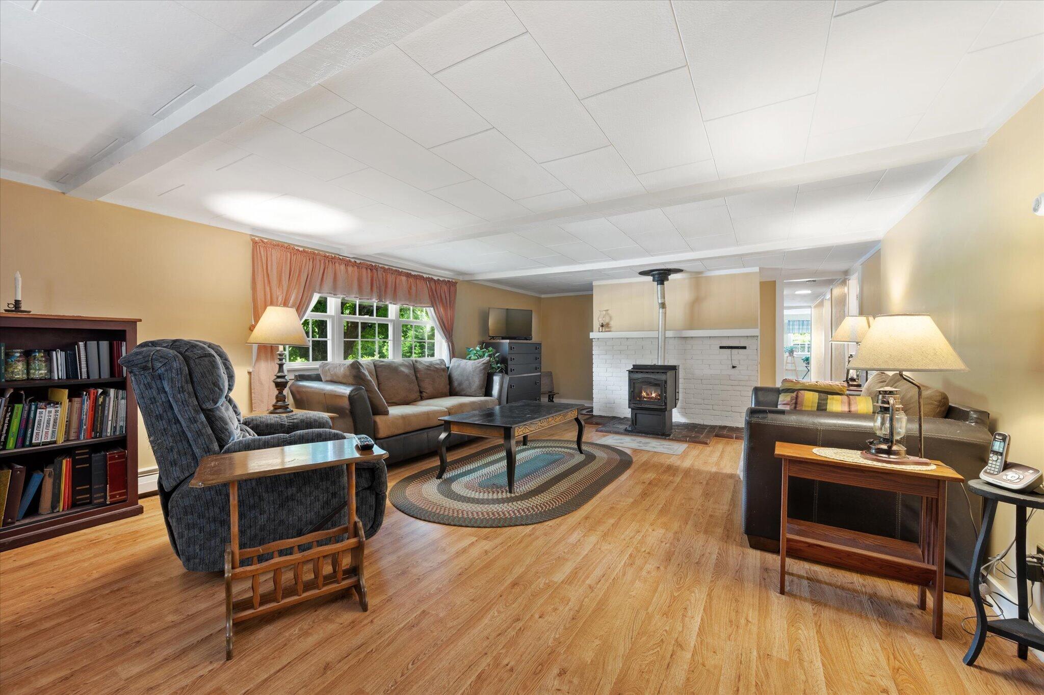 1224 Dover Road Garland, ME 04939 - Photo 16 of 73 Living Room