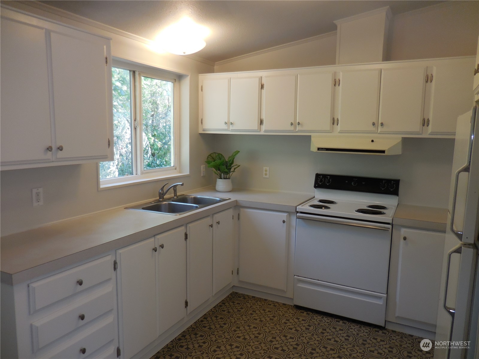 17115 Northwest Sunset Ridge Way Seabeck, WA 98380 - Photo 18 of 39 Gallery Image 18