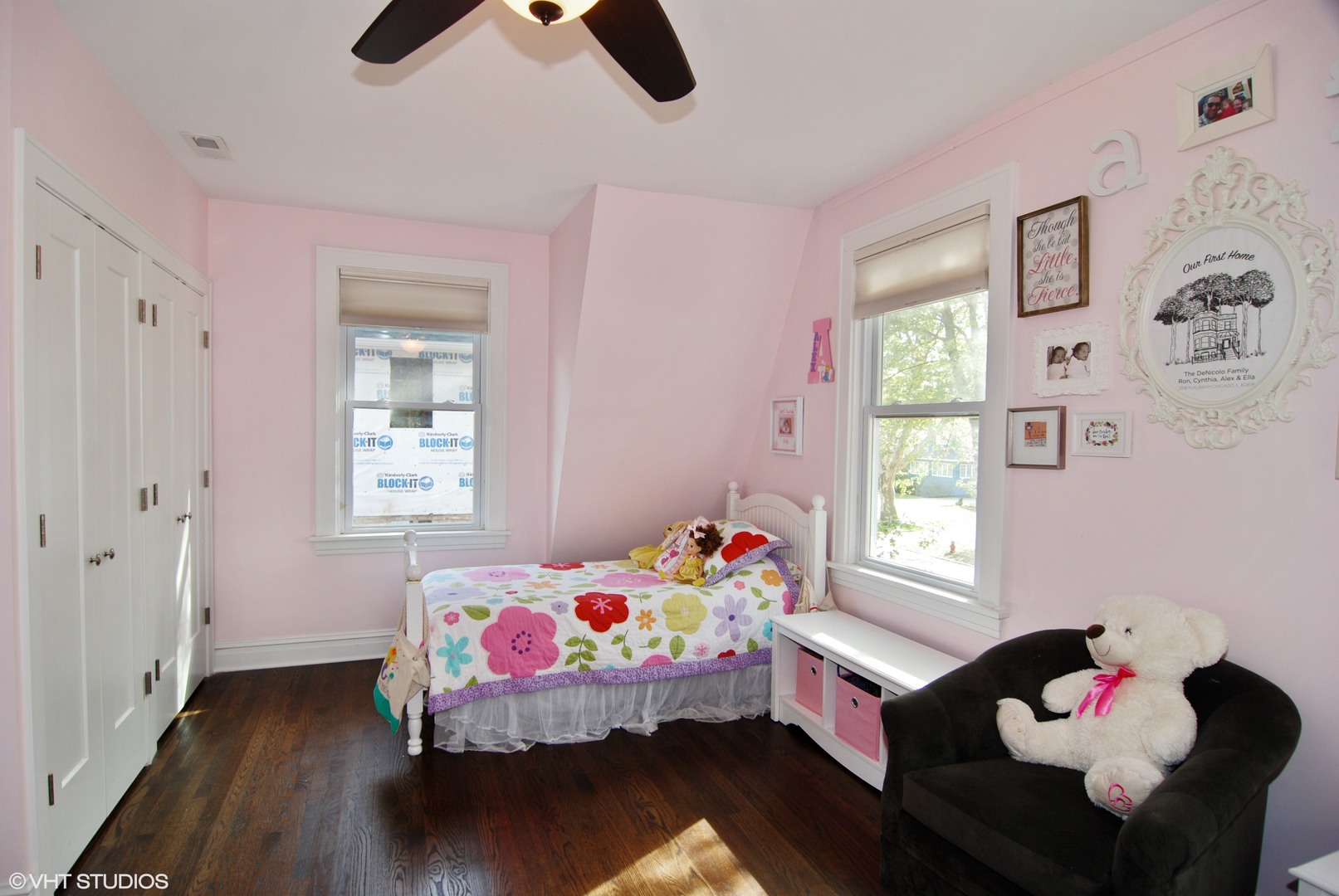 349 Nuttall Road Riverside, IL 60546 - Photo 14 of 25 a bedroom with a bed and a window