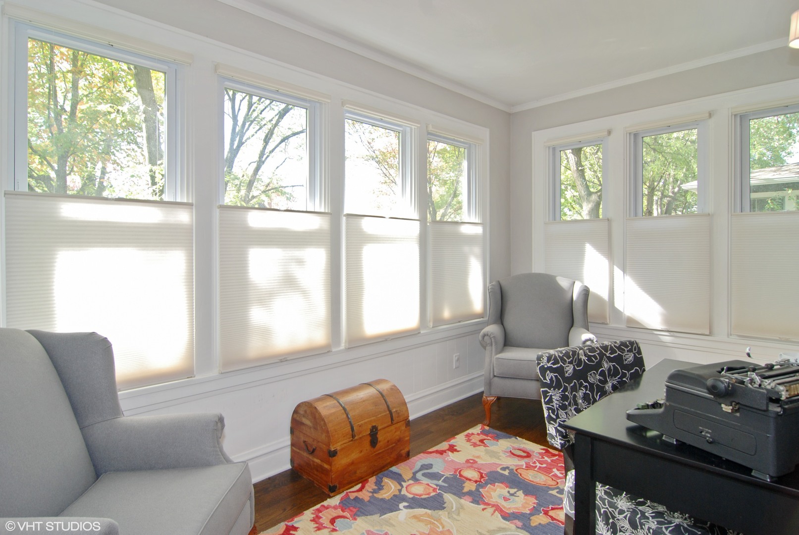 349 Nuttall Road Riverside, IL 60546 - Photo 21 of 25 a living room with furniture and a large window