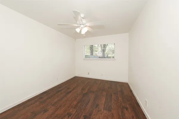 $1,900 | 5375 Little John Lane, Katy, TX 77493