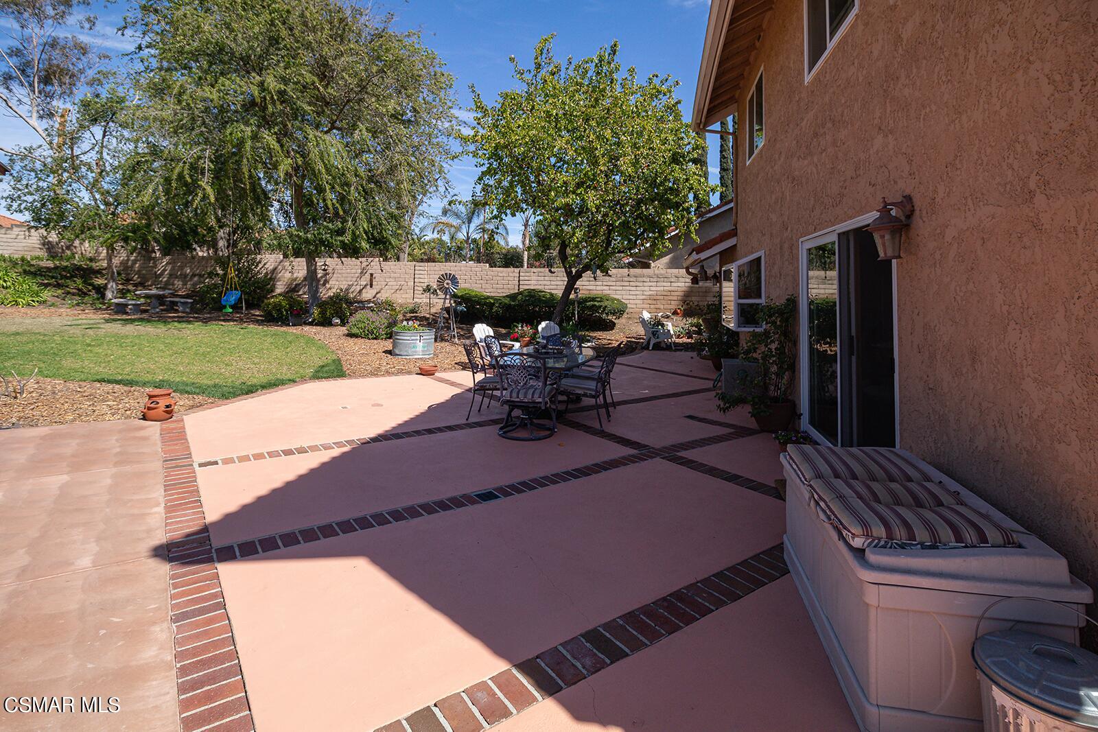 13339 Peach Hill Road Moorpark, CA 93021 - Photo 30 of 45 a view of a backyard with sitting area