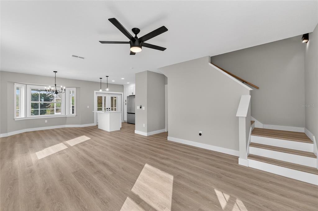 1112 Lake Shore Ranch Drive Seffner, FL 33584 - Photo 12 of 100