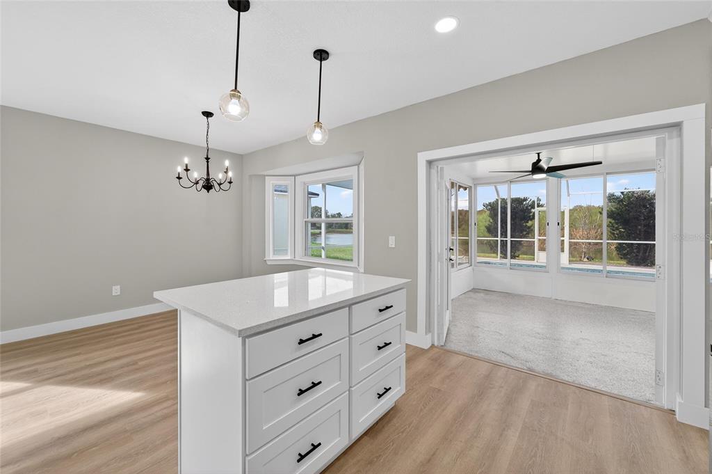 1112 Lake Shore Ranch Drive Seffner, FL 33584 - Photo 22 of 100