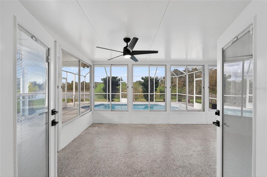 1112 Lake Shore Ranch Drive Seffner, FL 33584 - Photo 23 of 100