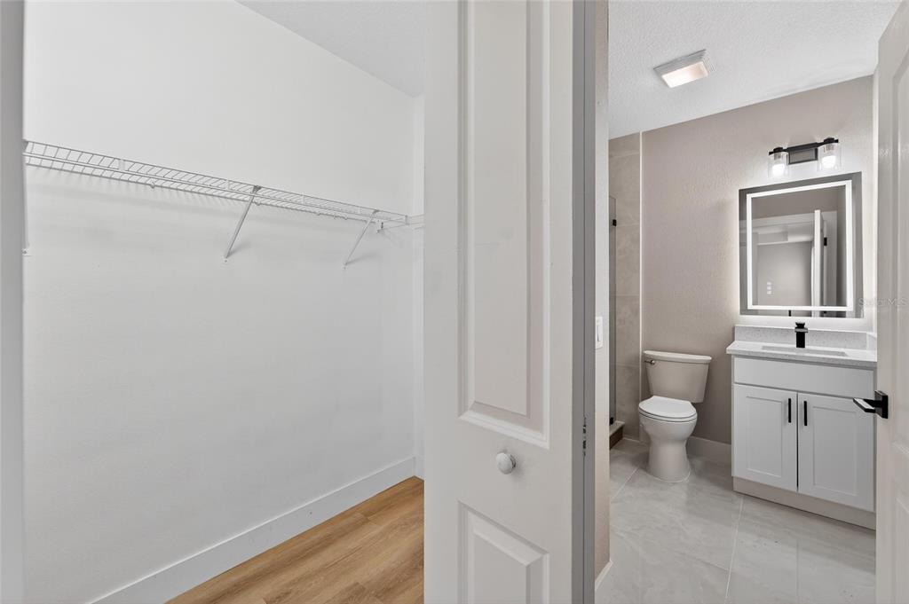 1112 Lake Shore Ranch Drive Seffner, FL 33584 - Photo 31 of 100