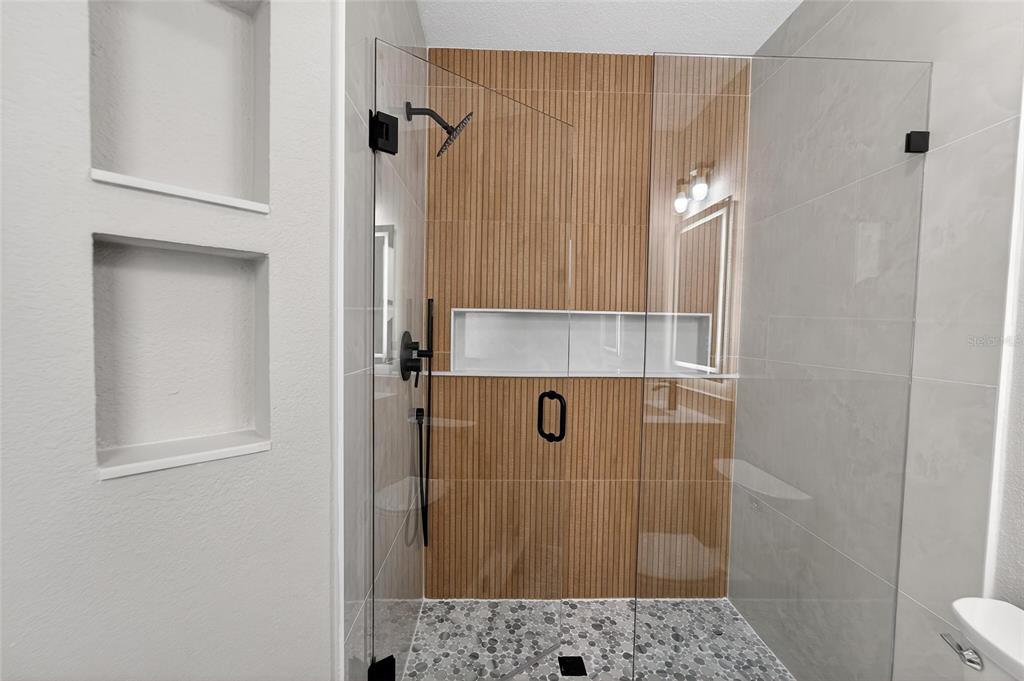 1112 Lake Shore Ranch Drive Seffner, FL 33584 - Photo 34 of 100