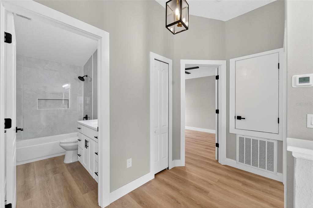 1112 Lake Shore Ranch Drive Seffner, FL 33584 - Photo 37 of 100