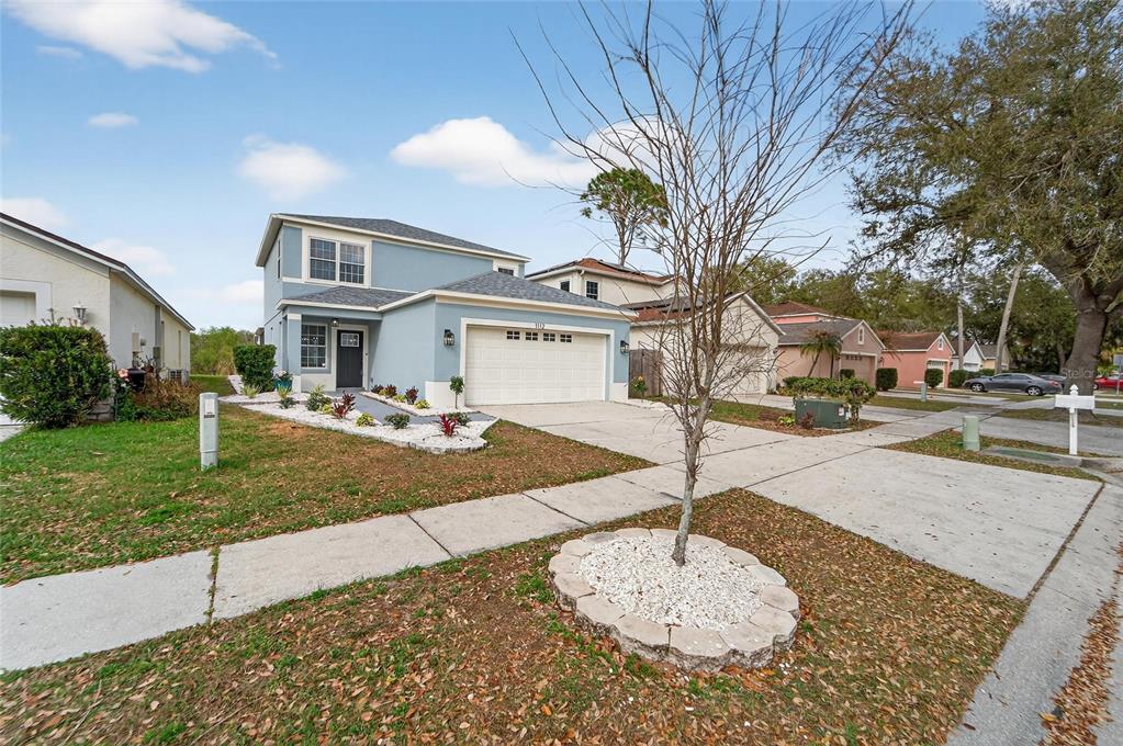 1112 Lake Shore Ranch Drive Seffner, FL 33584 - Photo 5 of 100