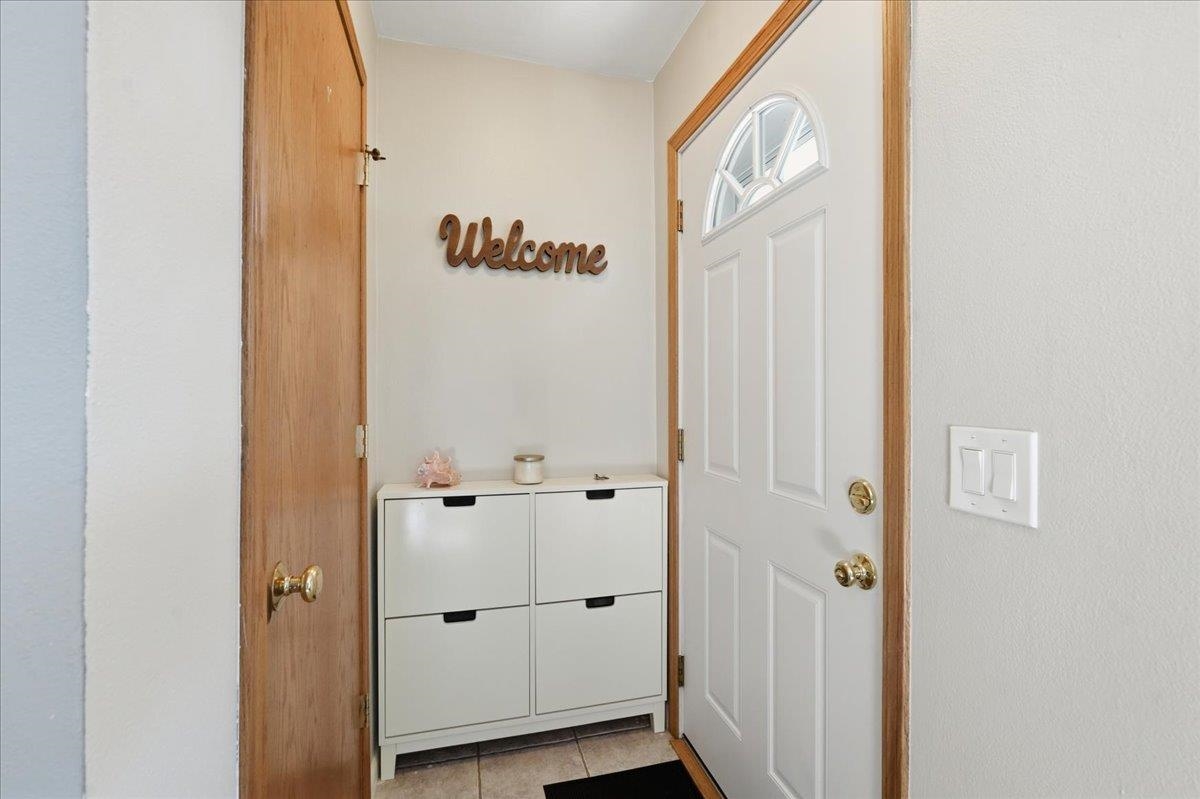 118 Violet Circle Madison, WI 53714 - Photo 7 of 56