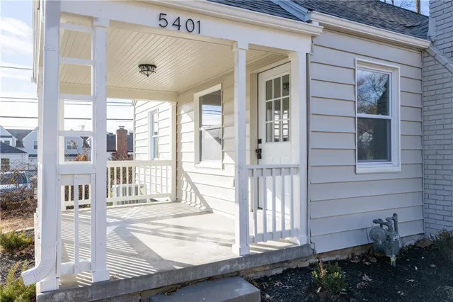 $449,000 | 5401 West 58th Street, Roeland Park, KS 66205