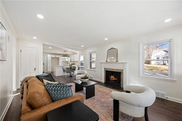 $449,000 | 5401 West 58th Street, Roeland Park, KS 66205