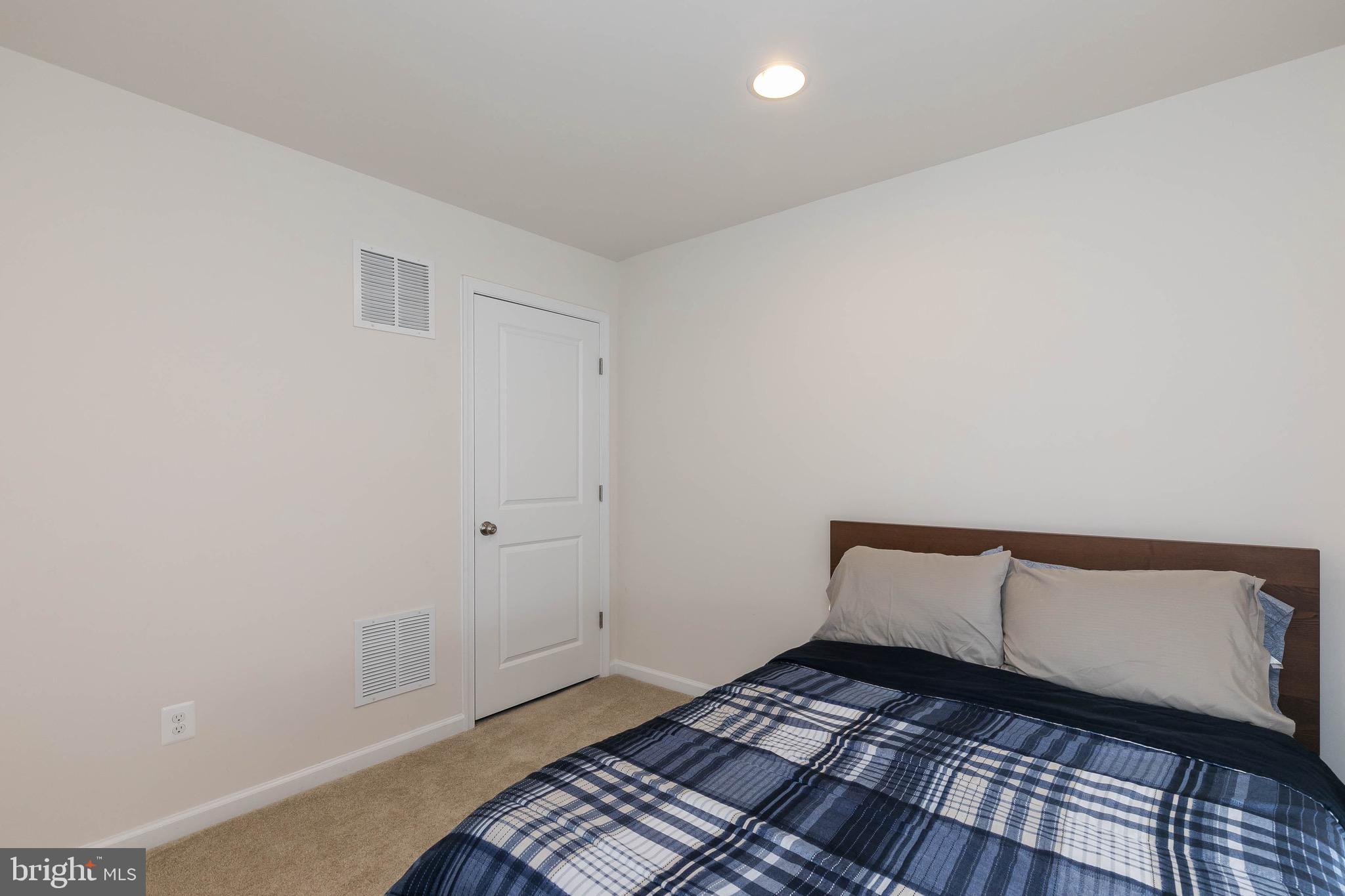 9065 Connor House Road Manassas, VA 20111 - Photo 12 of 25 Gallery Image 12