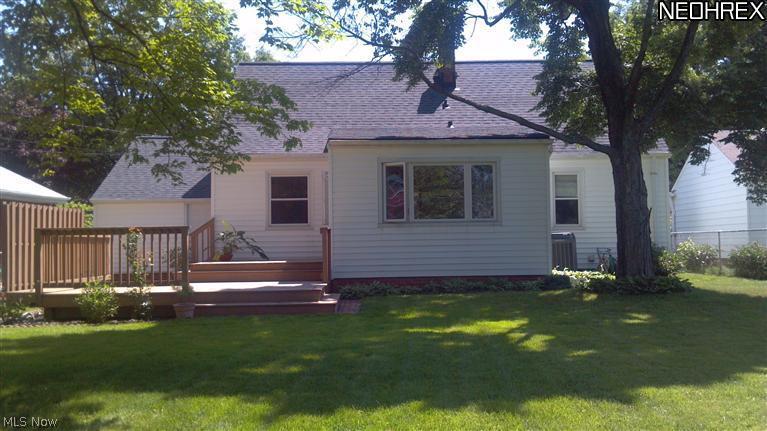 1378 Sunview Road Lyndhurst, OH 44124 - Photo 2 of 5 Back of house.