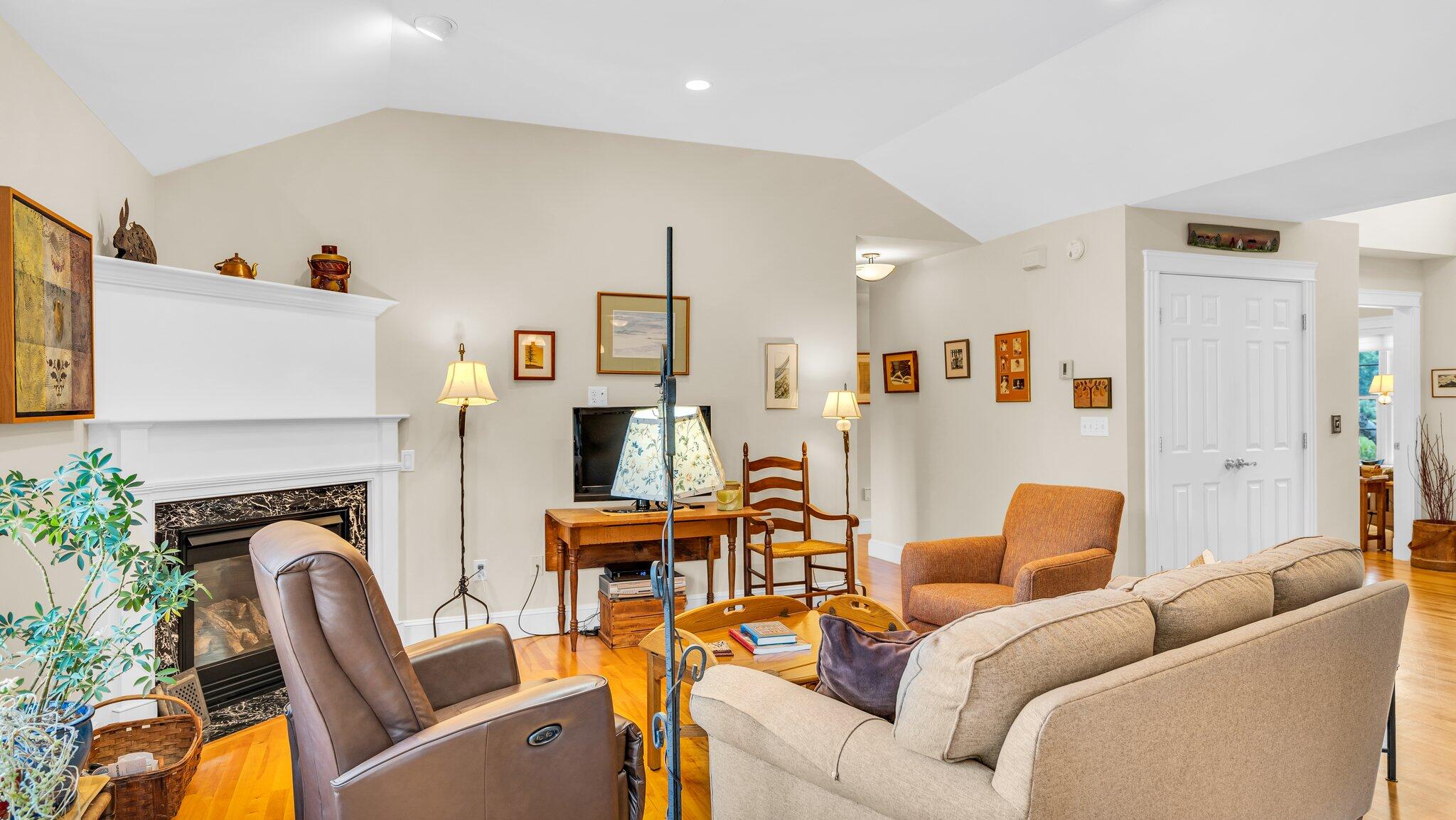 68 Brydon Way, Unit 48 Westbrook, ME 04092 - Photo 9 of 64 9-web-or-mls-DSC02549