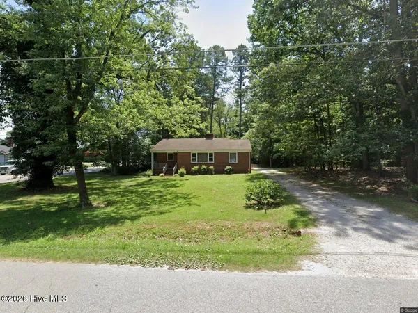$1,850 | 1403 Peace Street, Henderson, NC 27536