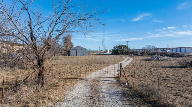 $499,000 | 416 Farm To Market Road 2353, Graford, TX 76449