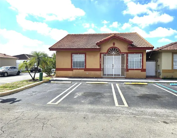 $489,900 | 9018 Northwest 120th Street, Unit 133, Hialeah Gardens, FL 33018