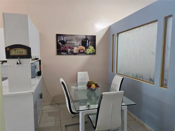 $489,900 | 9018 Northwest 120th Street, Unit 133, Hialeah Gardens, FL 33018