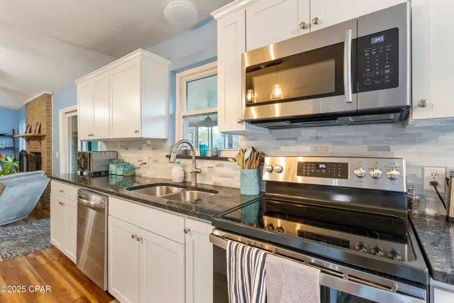 $395,900 | 7510 Melody Lane, Panama City, FL 32404