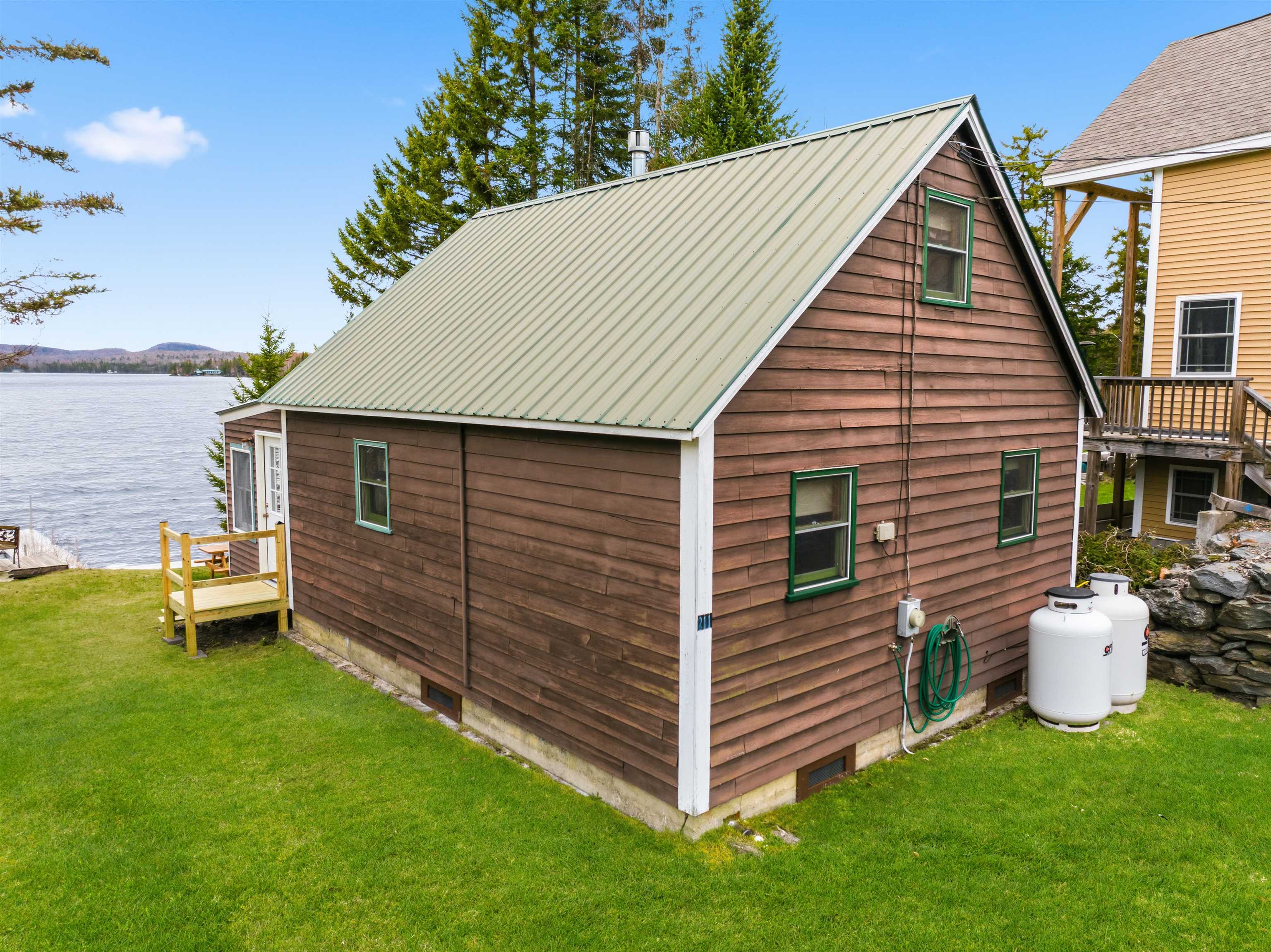 211 Beach Road Pittsburg, NH 03592 - Photo 31 of 59