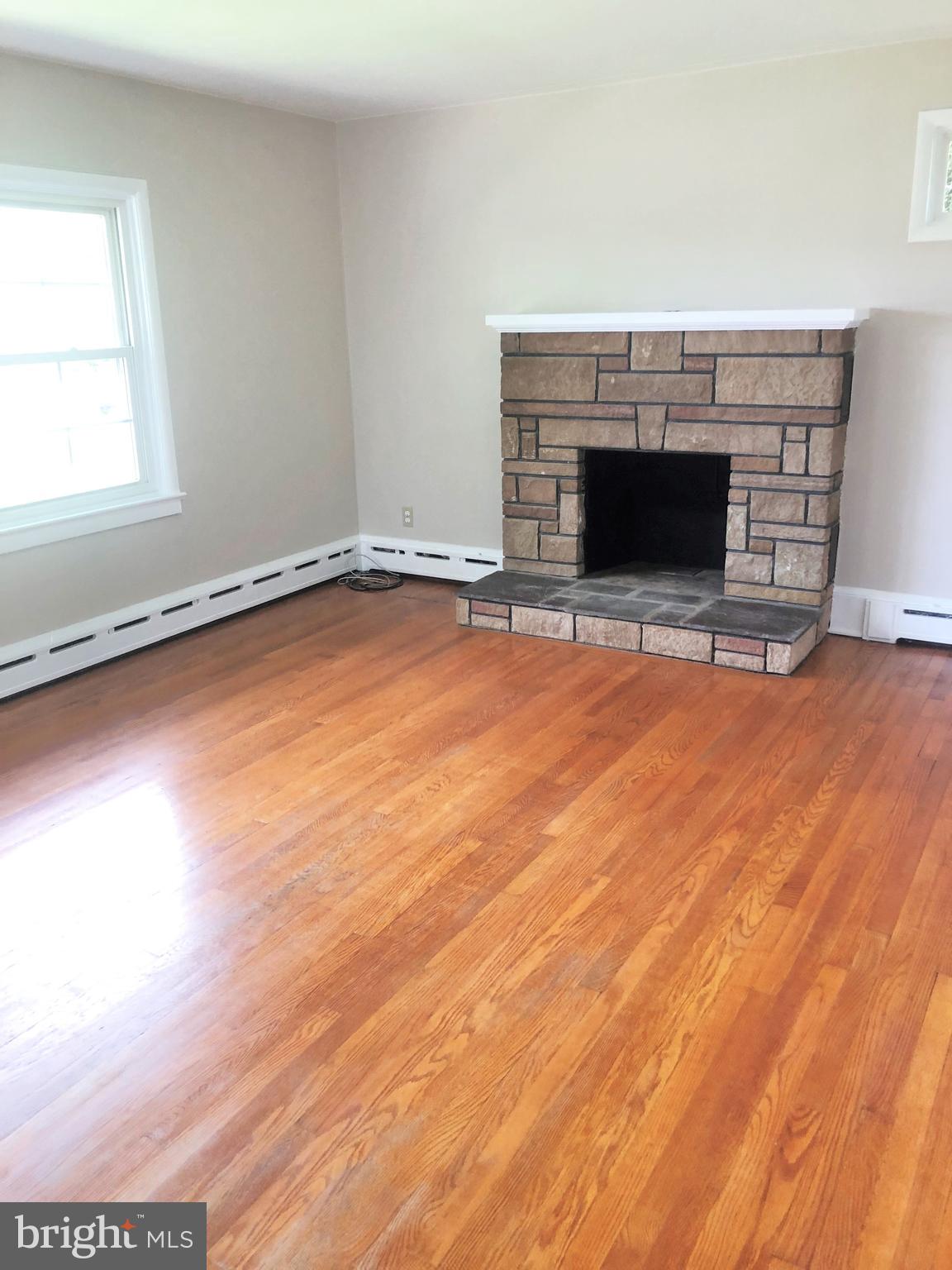 2060 Bridge Road Schwenksville, PA 19473 - Photo 3 of 23