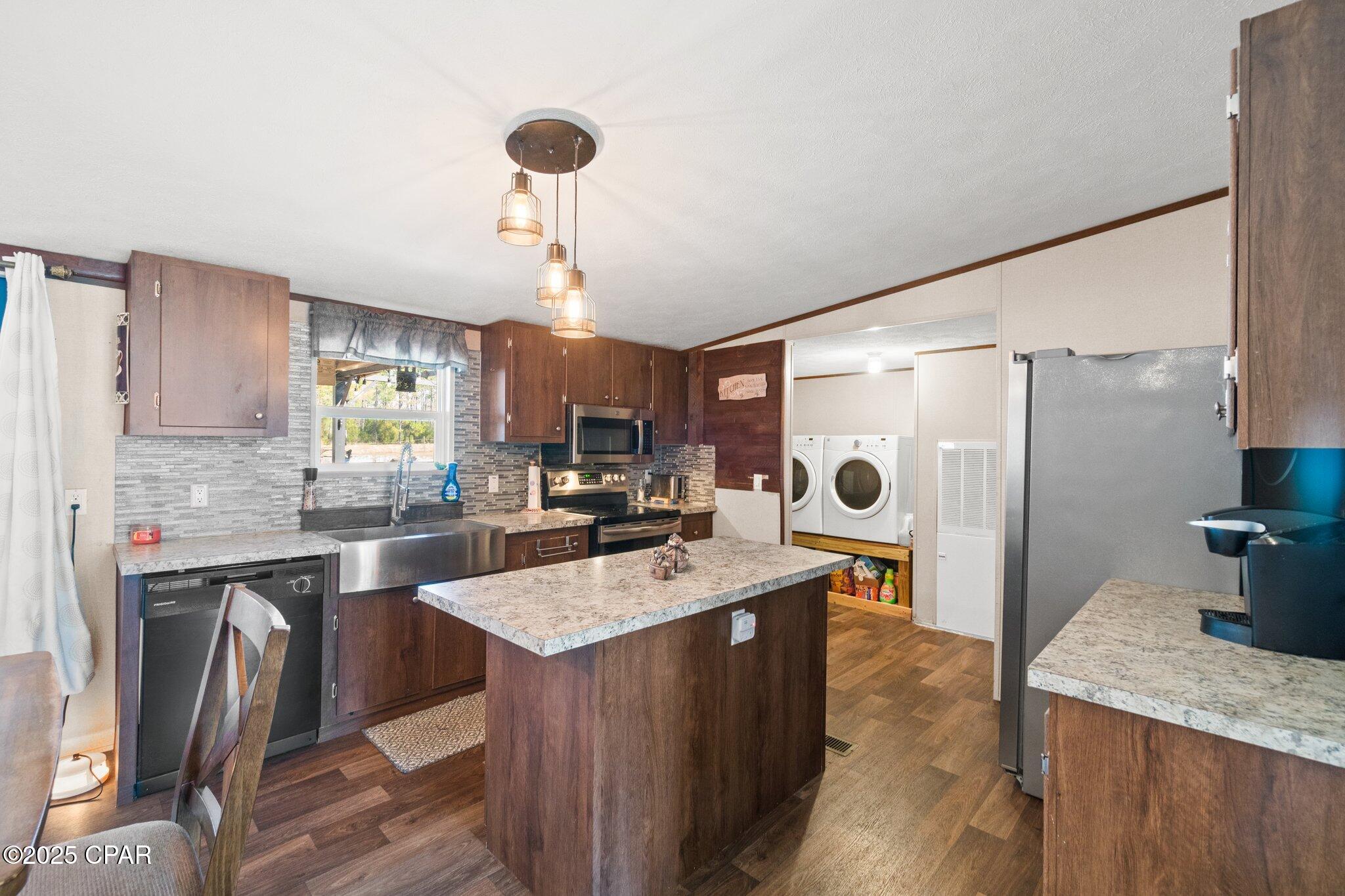 1764 Clayton Road Chipley, FL 32428 - Photo 13 of 51