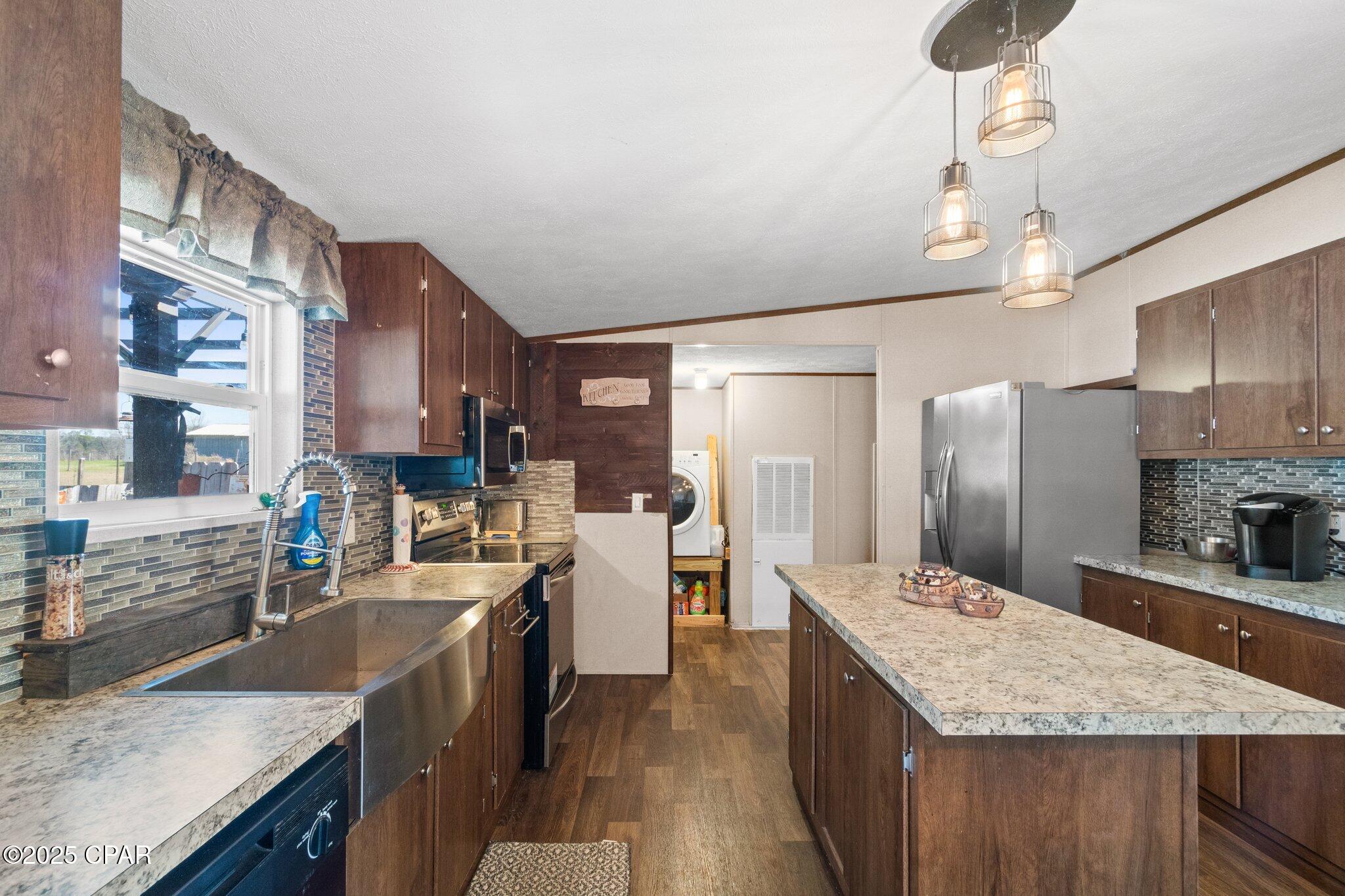 1764 Clayton Road Chipley, FL 32428 - Photo 14 of 51