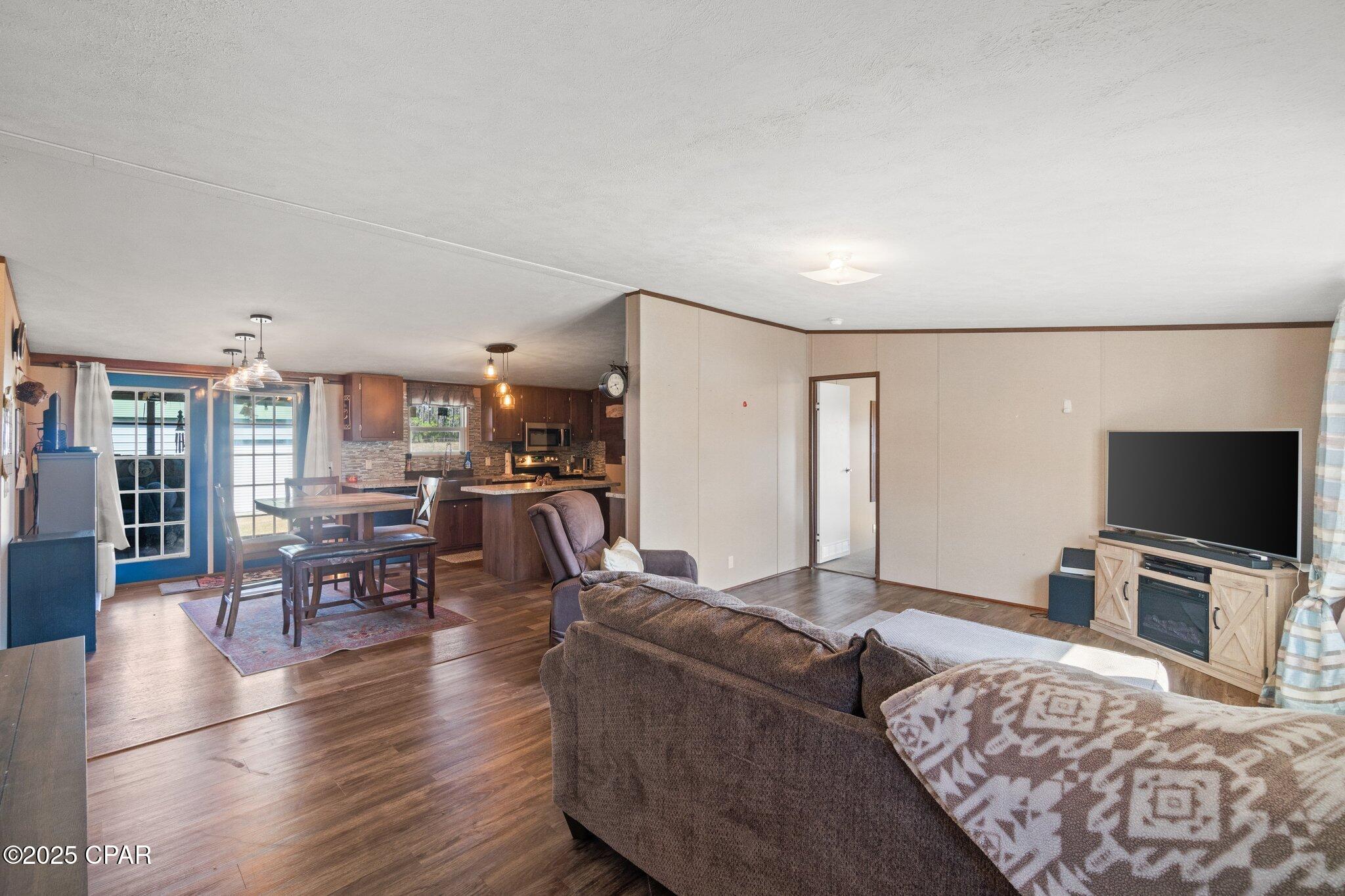 1764 Clayton Road Chipley, FL 32428 - Photo 6 of 51