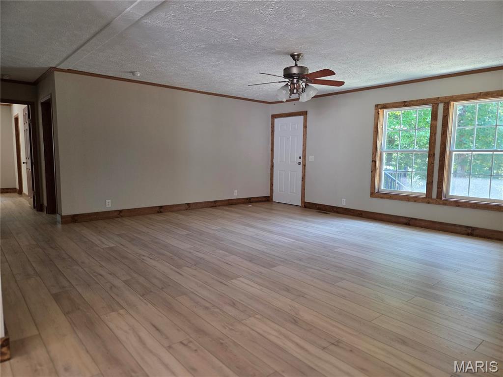 3908 Flucom Road De Soto, MO 63020 - Photo 2 of 39