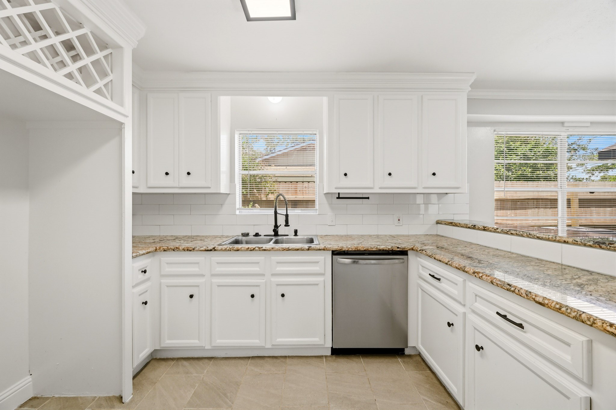 1310 Burning Tree Road Houston, TX 77339 - Photo 10 of 32