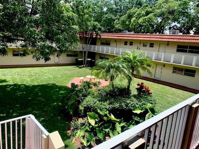 14901 Southwest 4th Street, Unit 9A Pembroke Pines, FL 33027 - Photo 31 of 35 a view of a backyard with plants