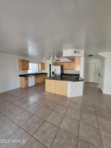 $2,000 | 11561 North 151st Lane, Surprise, AZ 85379