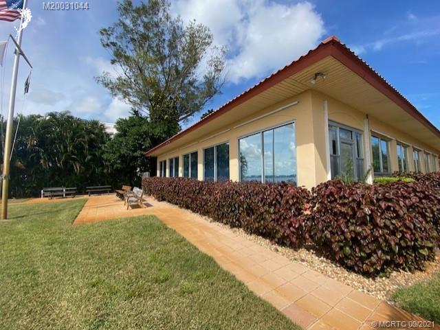 1987 Southwest Palm City Road, Unit H Stuart, FL 34994 - Photo 15 of 34 Gallery Image 15